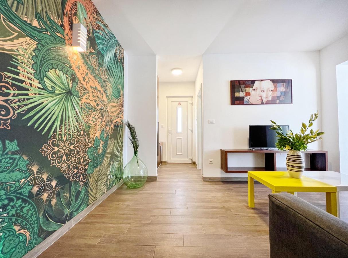 Apartments Teodora Maria Novigrad Istria 외부 사진
