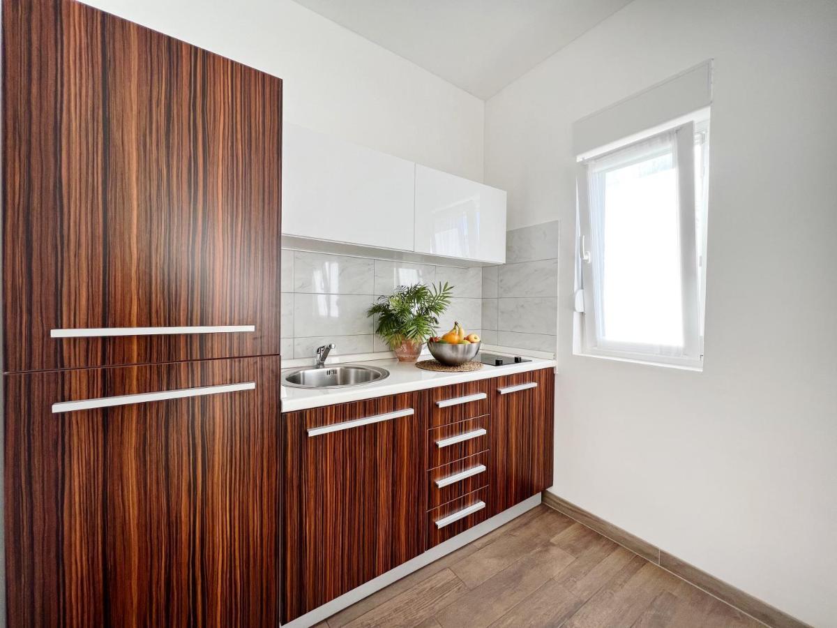 Apartments Teodora Maria Novigrad Istria 외부 사진