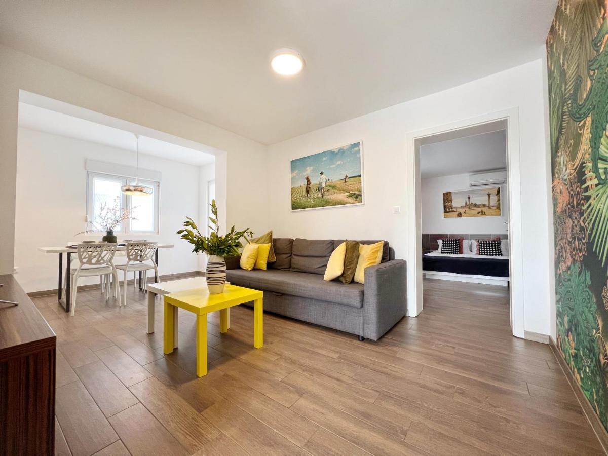 Apartments Teodora Maria Novigrad Istria 외부 사진
